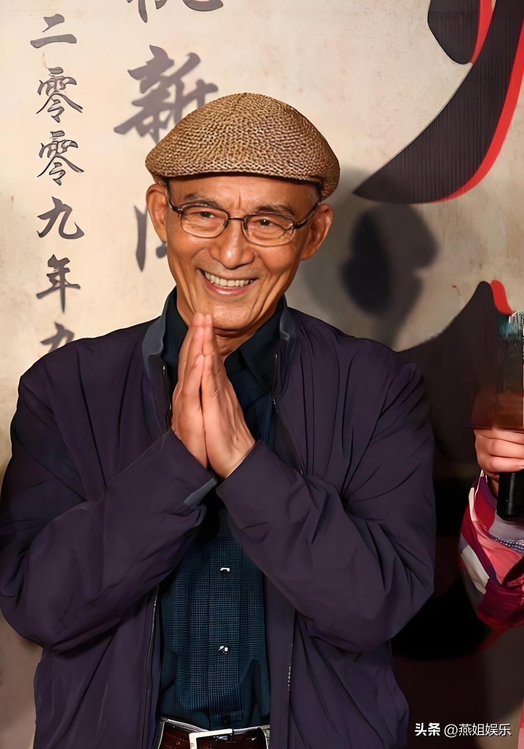 刚刷到游本昌先生辞世的消息，愣了好半天，童年里那个摇着破蒲扇、嬉笑怒骂惩恶扬善的