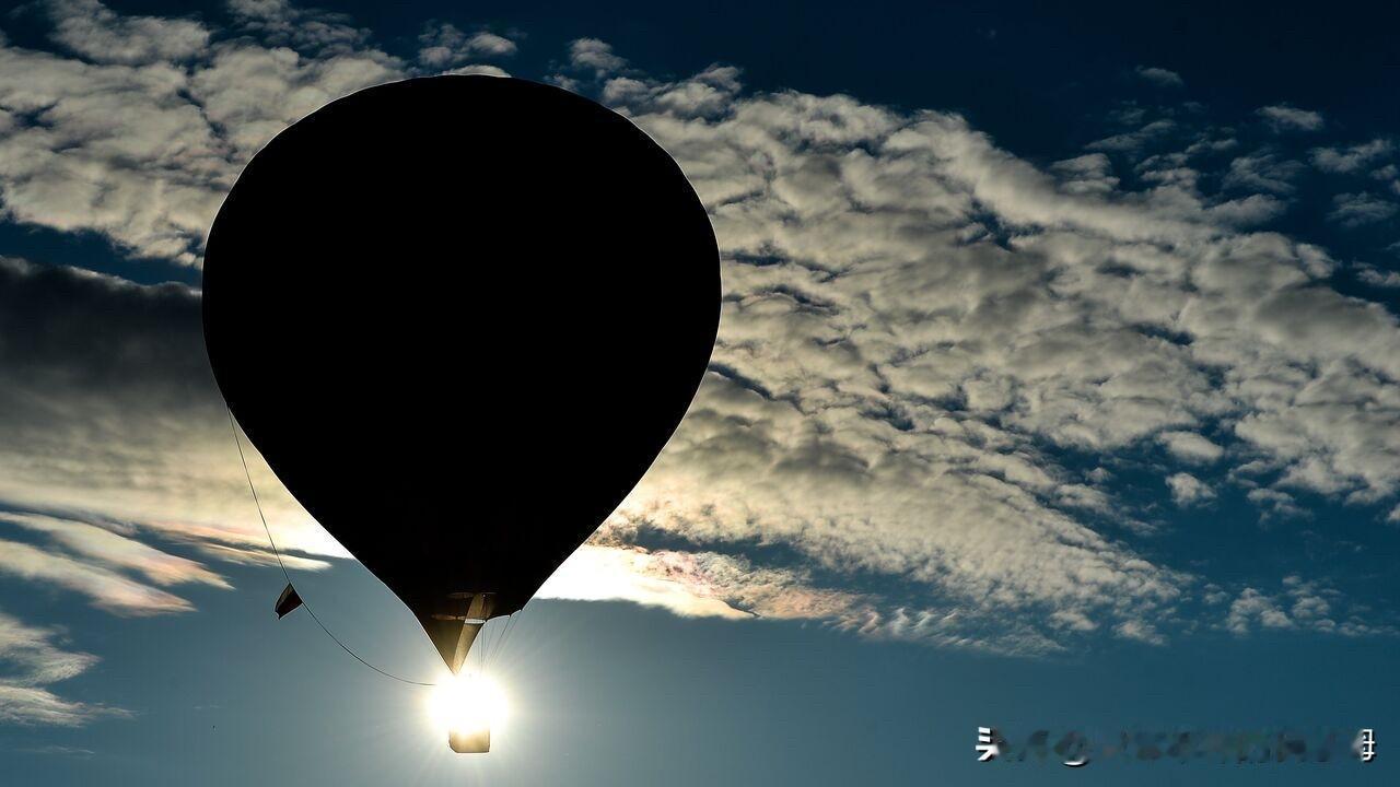 突发乌龙！美国战争部用秘密激光武器击落自家政府的无人机！
2026年2月27日，