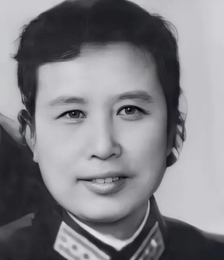 15岁富家女逃婚去延安，死活不当官太太，却在1978年的德国波恩，哭得几近昏打镇