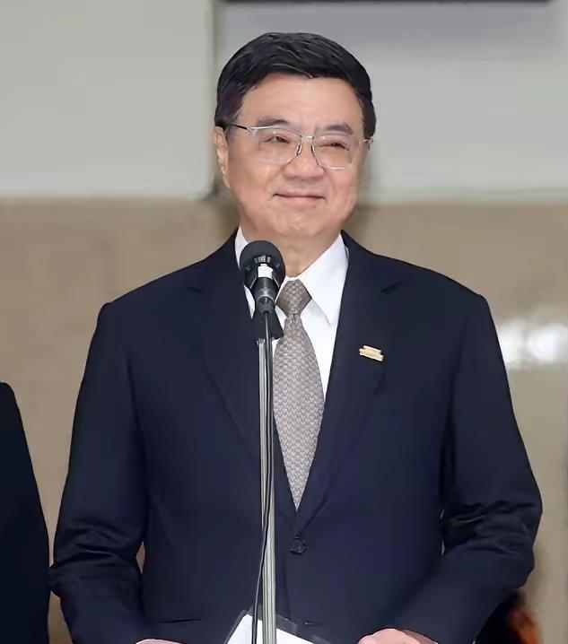 去年底，台立法机构三读通过了“财政收支划分法”修正案。
按程序，接下来得行政机构