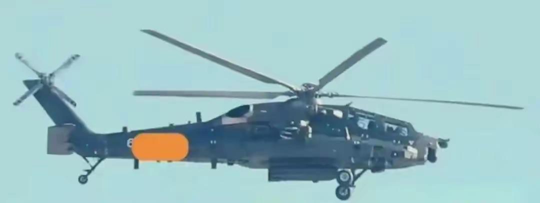 中国第一款重武直，来了！

这几天外网和国内军迷圈都在传同一组照片——直-21（