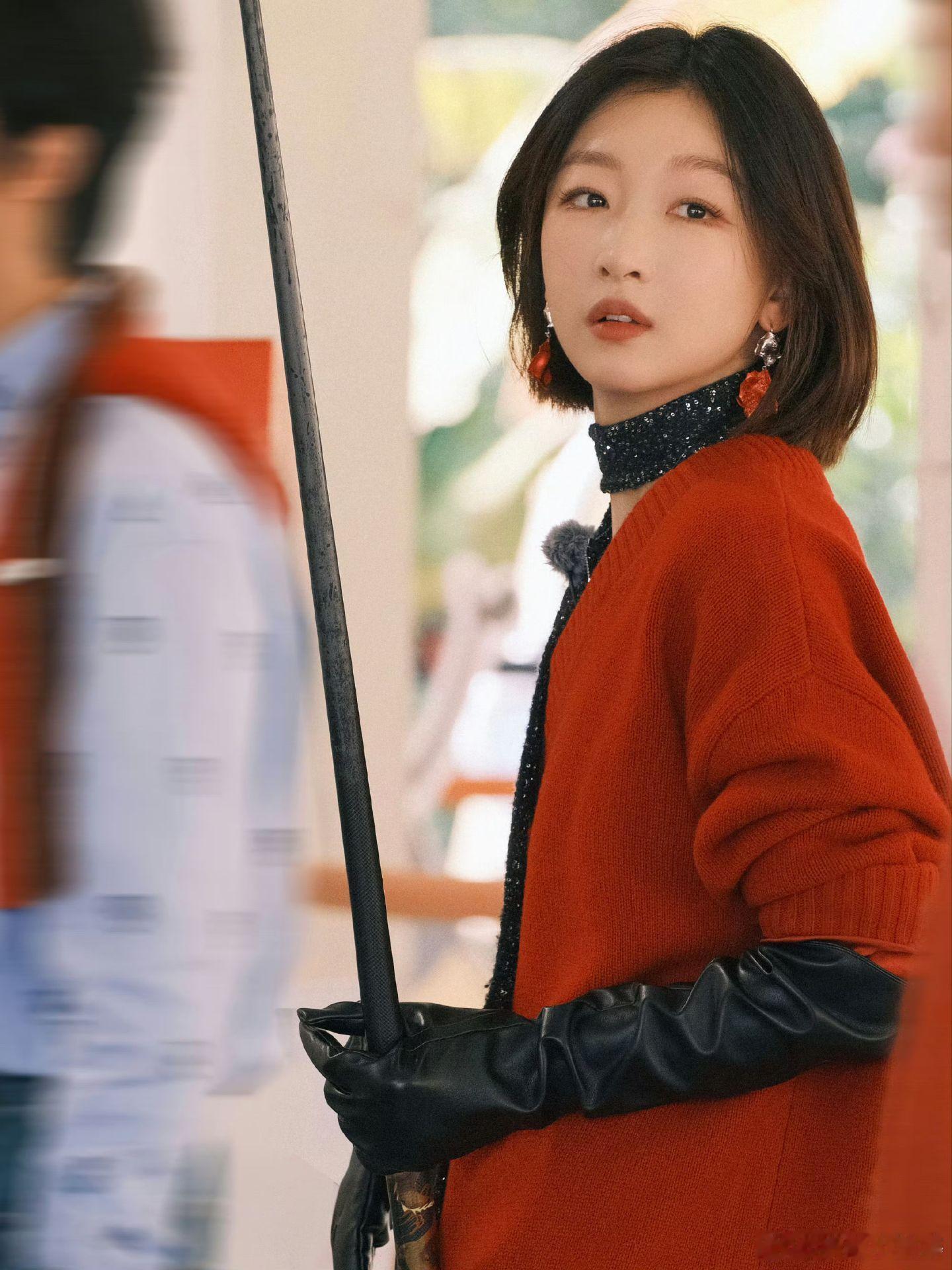 舞都跳不齐怎么不算是一种团魂周五晚高疯 越看《周五晚高疯》越觉得治愈🥳！舞虽然