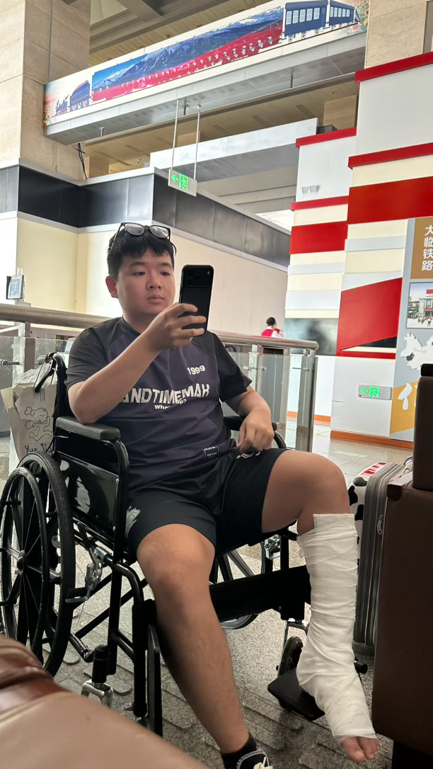 跟腱三次断裂，我估计放眼全球也没有几个人能做到……好好养病了 