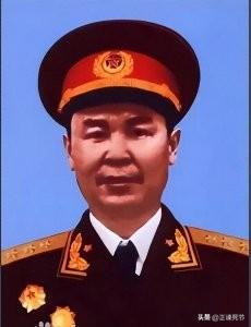 假的永远是假的！黄桥决战创造于1984年、上映于1985年，影片中谷盈是粟裕、叶