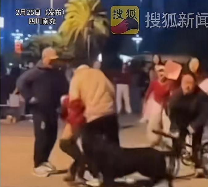 2026年发生的多起恶狗伤人事件表明，新出台的最严惩治不文明养犬办法，还是需要时