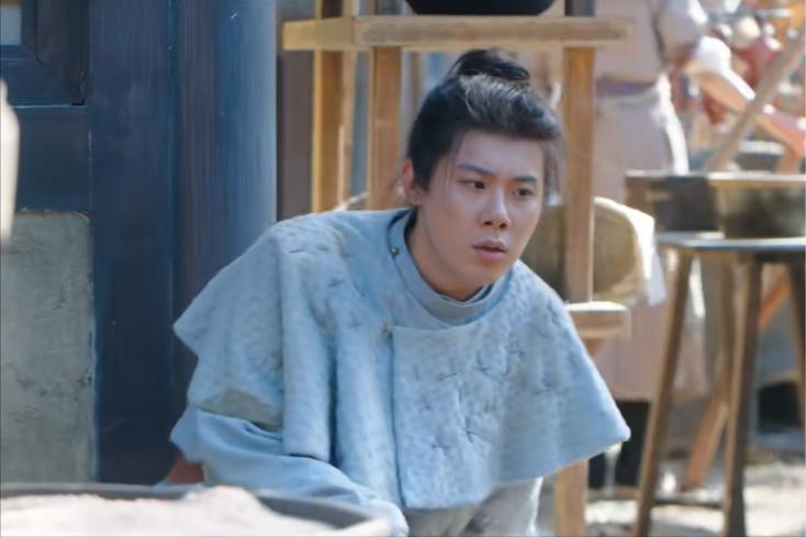 《长安二十四计》废帝杀王兴之所以会犹豫，正是因为他确实见过王兴的妻女。

王兴说