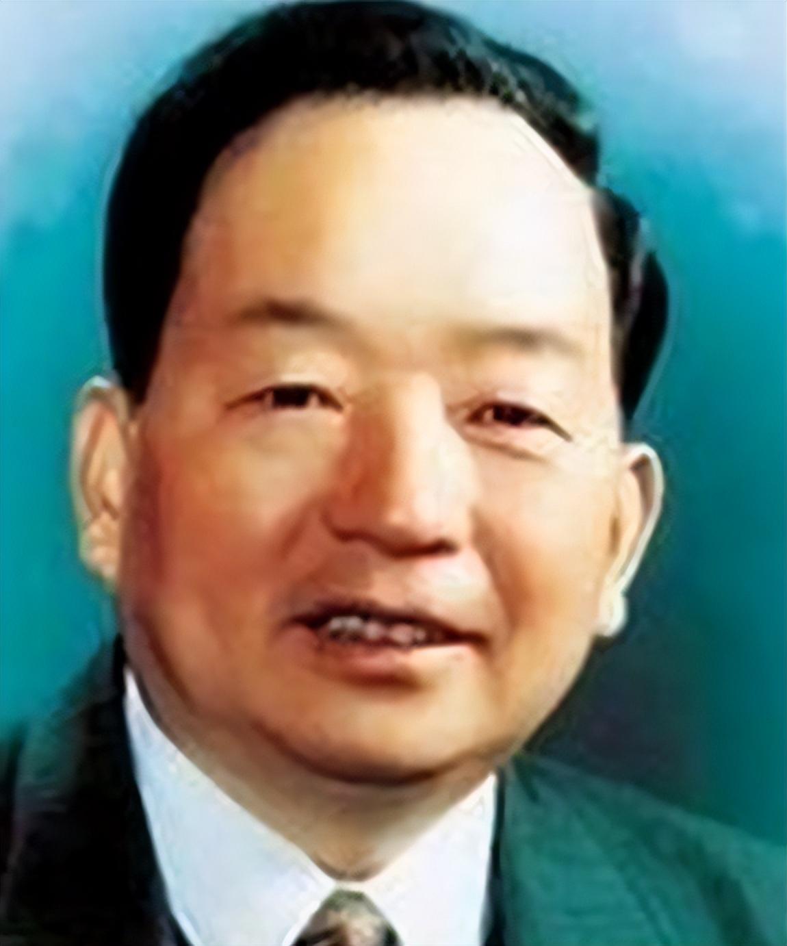 他54岁从正厅突击提拔为副总理，如今94岁仍健在，子女无一人从政

有句俗话说得