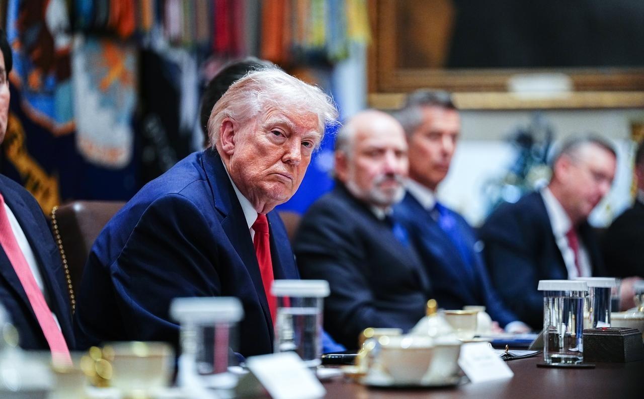 停火传言满天飞，战场却一刻没停，到底谁在演给谁看。
1月27号那天，特朗普说“普