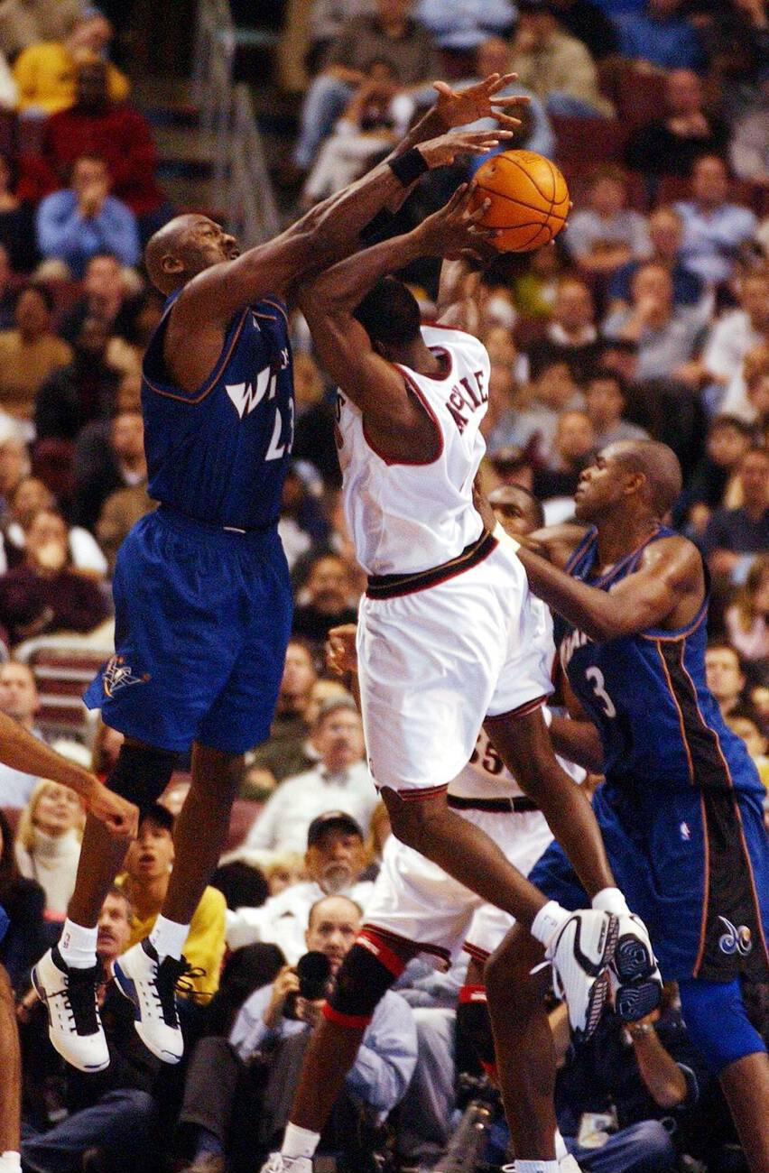 Michael Jordan 把球给我 