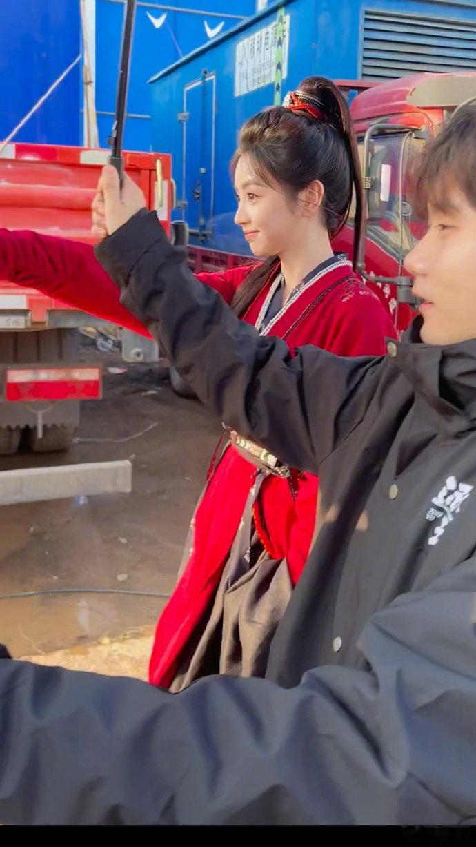 田曦薇女将军妆造  田曦薇今天的妆造好美！女将军来啦！！ 