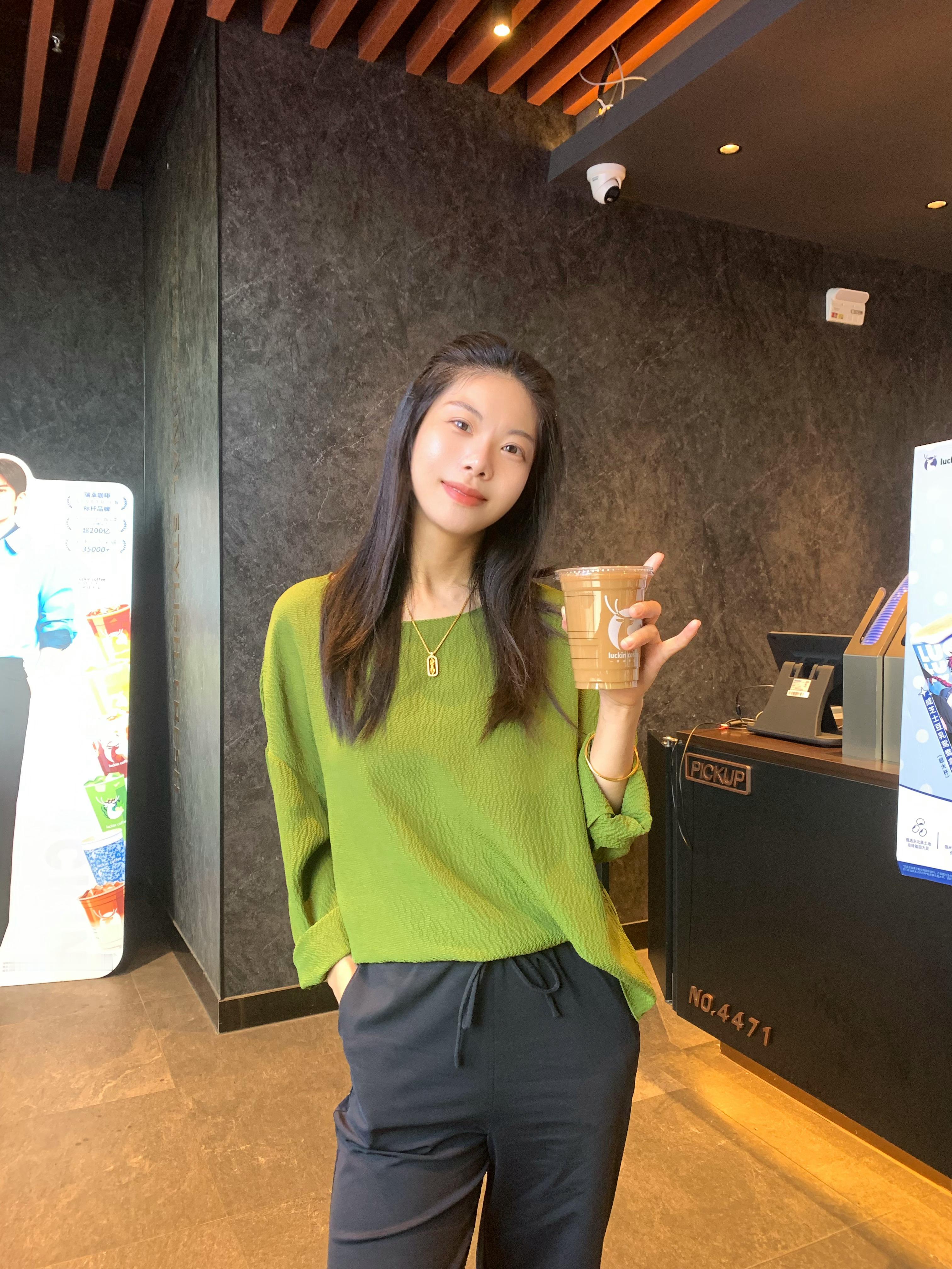 生活手记我的日常plog打工人充实日常｜三餐与自在穿搭工作日的小美好，藏在一日三