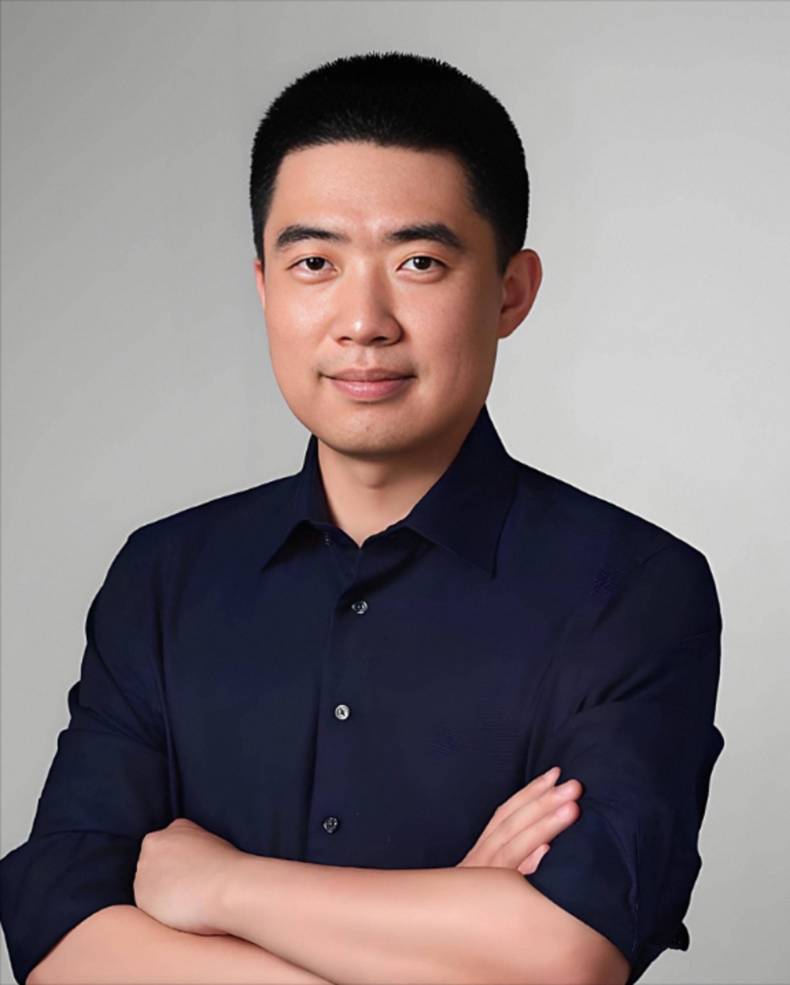 【李想：智能汽车规模将超iPhone，2030年后有望实现全自动驾驶】理想汽车C