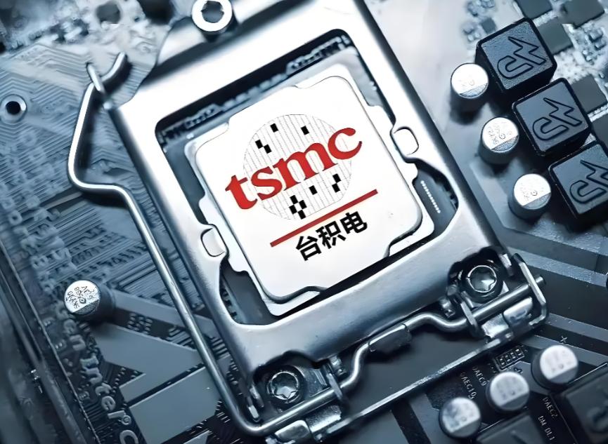 台积电急了！早知今日何必当初？

台积电现在真的慌了。
美国工厂顾不上，转头就来