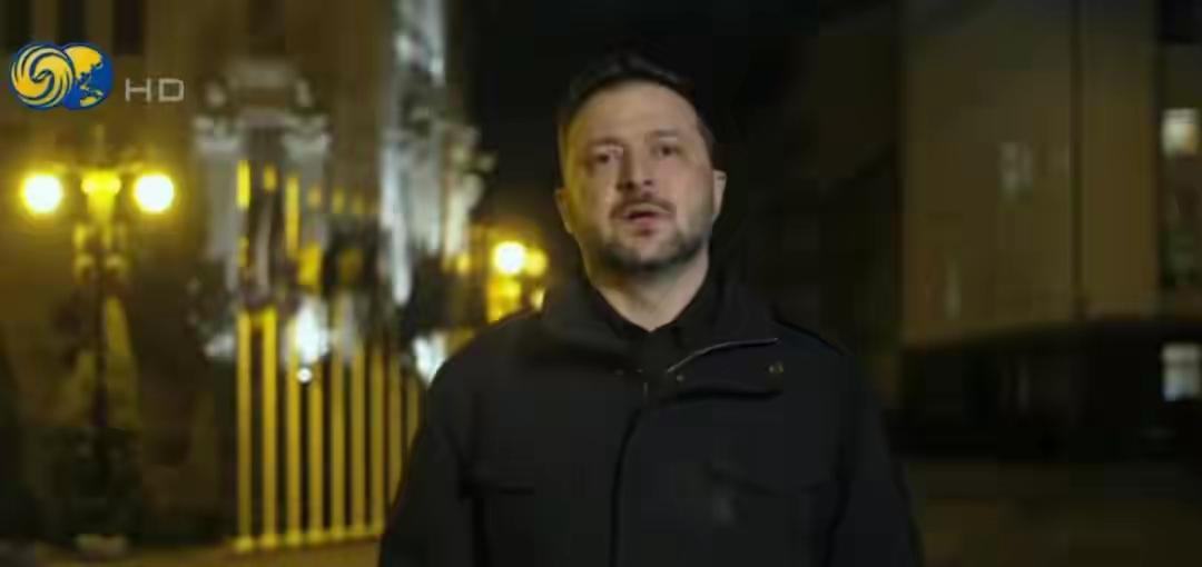 乌克兰谈判团队已从美国返回，泽连斯基表示与美国达成重要共识，解决了安全保障问题。