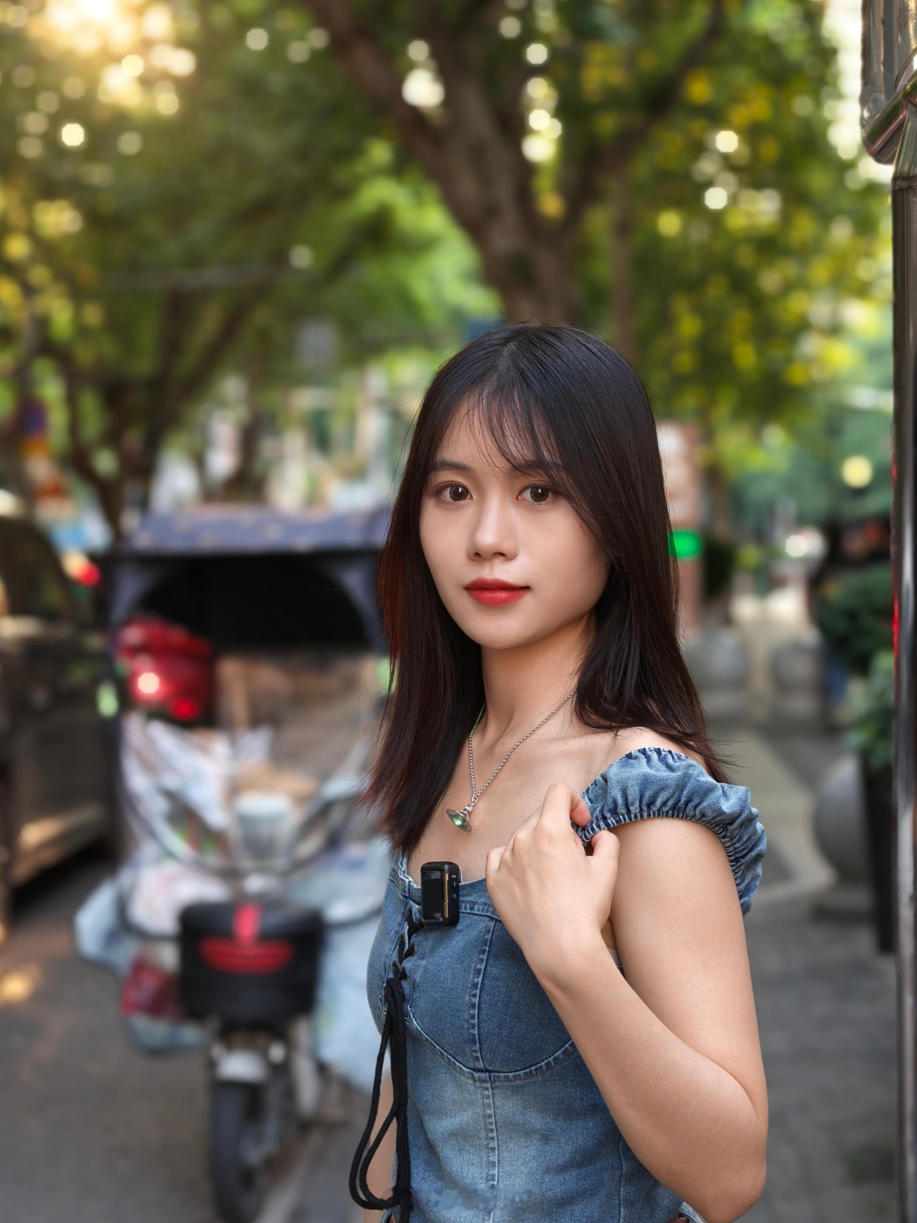 来组四家超大杯旗舰3X人像随手拍大家能认出来品牌风格吗[春游家族]照片猜猜乐 ​