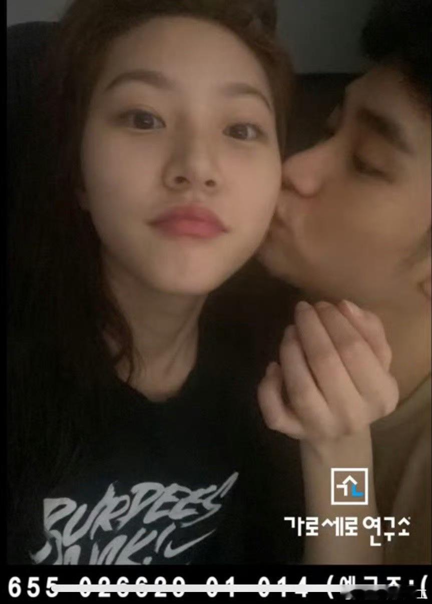 金秀贤金赛纶高清亲吻图金秀贤金赛纶亲吻照金赛纶 欧巴救救我韩网友要求金秀贤退圈 