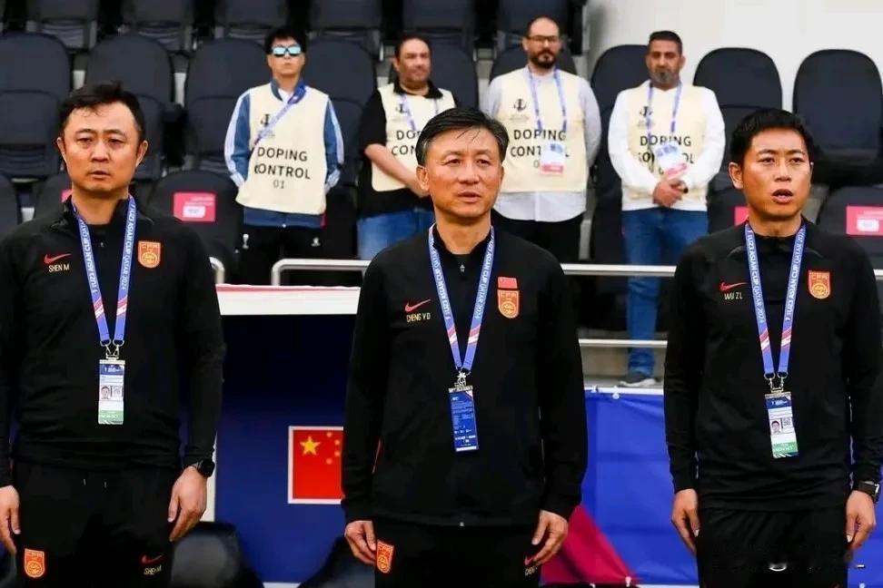 国奥次战韩国，成耀东做出三点变化，有望取分。
  1、放弃使用艾菲尔丁。他除了怼