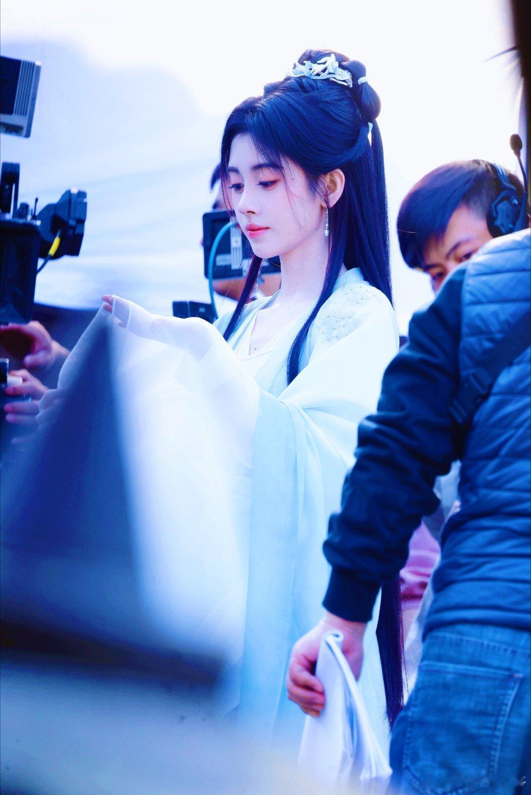 鞠婧祎 我那修无情道的大师姐 ​​​