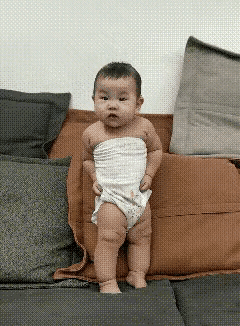 我去
这娃跳的有板有眼的
咋培养的啊？[what]