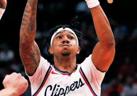 Michael Ginnitti：快船已裁掉后卫乔丹-米勒。NBA自由市场签约N