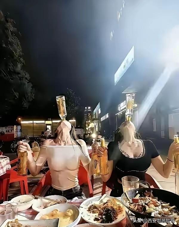 美女喝酒，那真是全凭吹，个个都是狠人！
在娱乐圈，就有不少酒量惊人的女明星。李冰