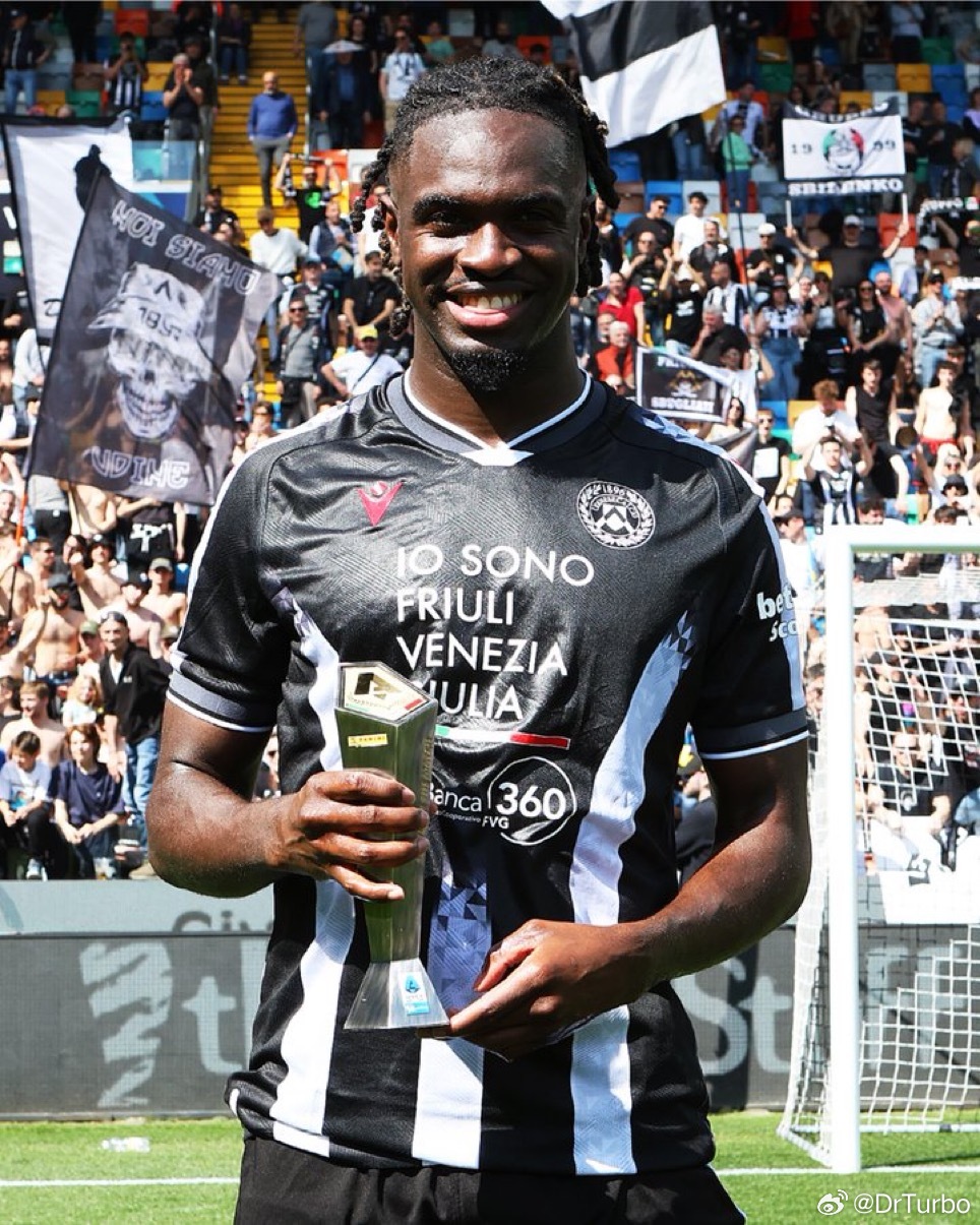 另一方面 科莫被乌迪内斯逼平意甲热点现场国际米兰5比2罗马 国米绯闻目标索莱特当