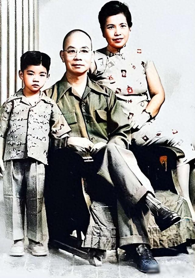 吴石将军是一位为了大家舍小家的好将军，当时中国大陆基本上解放了，他本可以在大陆安