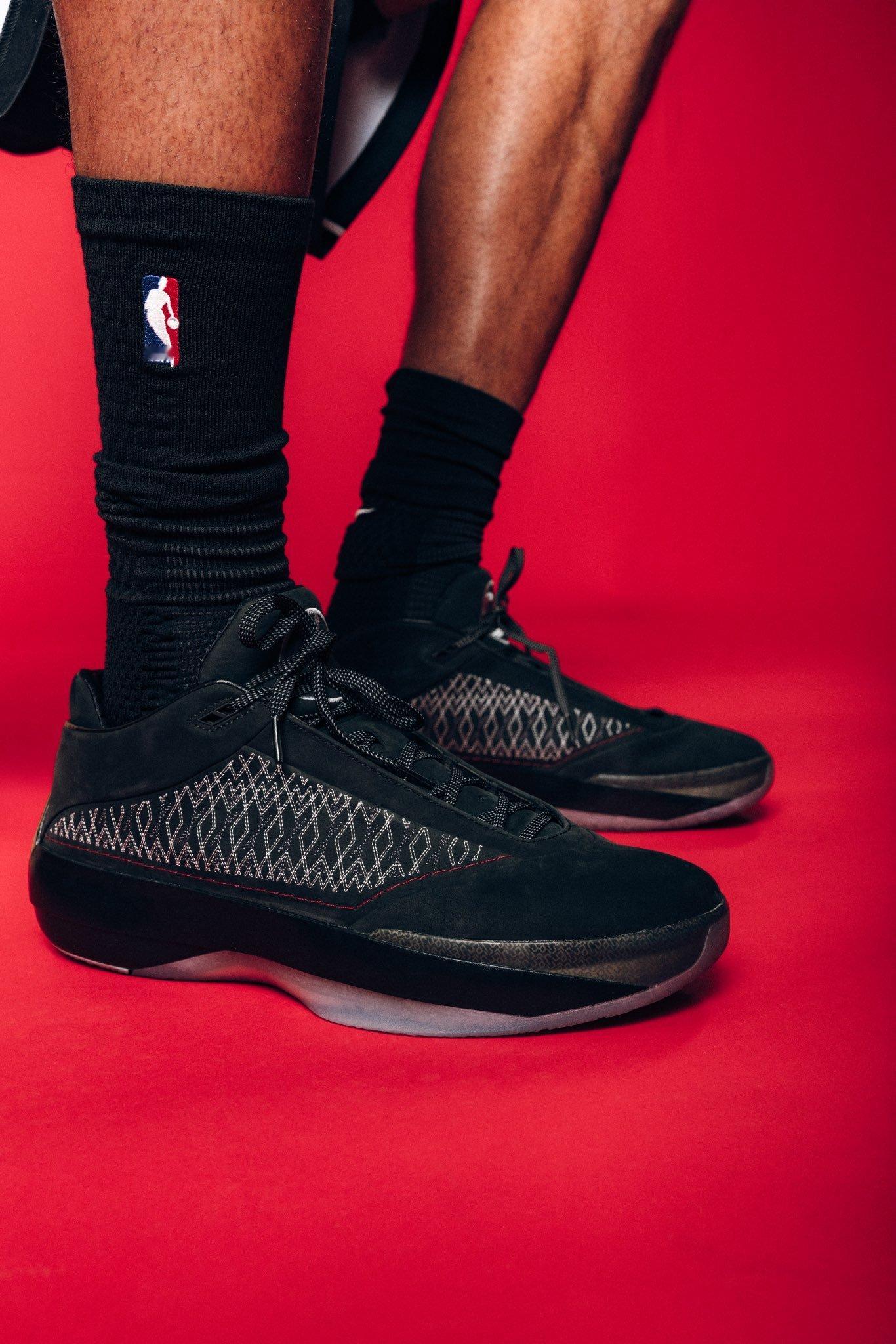 巴恩斯上脚aJ 4023nba