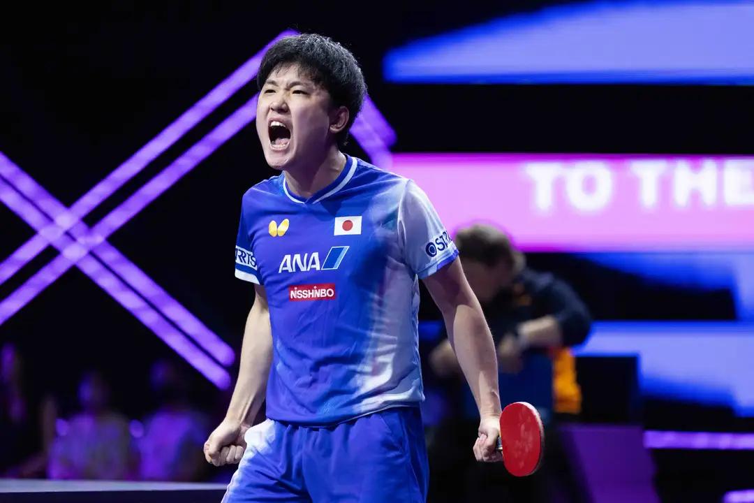 【费利克斯挡不住张本智和】张本智和4-2费利克斯·勒布伦，晋级四强。此前被指狂妄