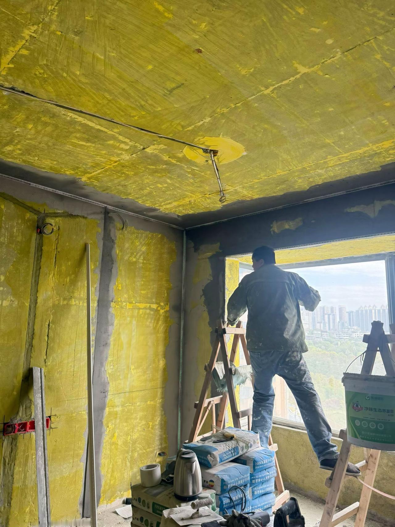 今天看下双流河畔新世界这边的施工现场吧，
客户是在国外的，
所以，这里我也想说两