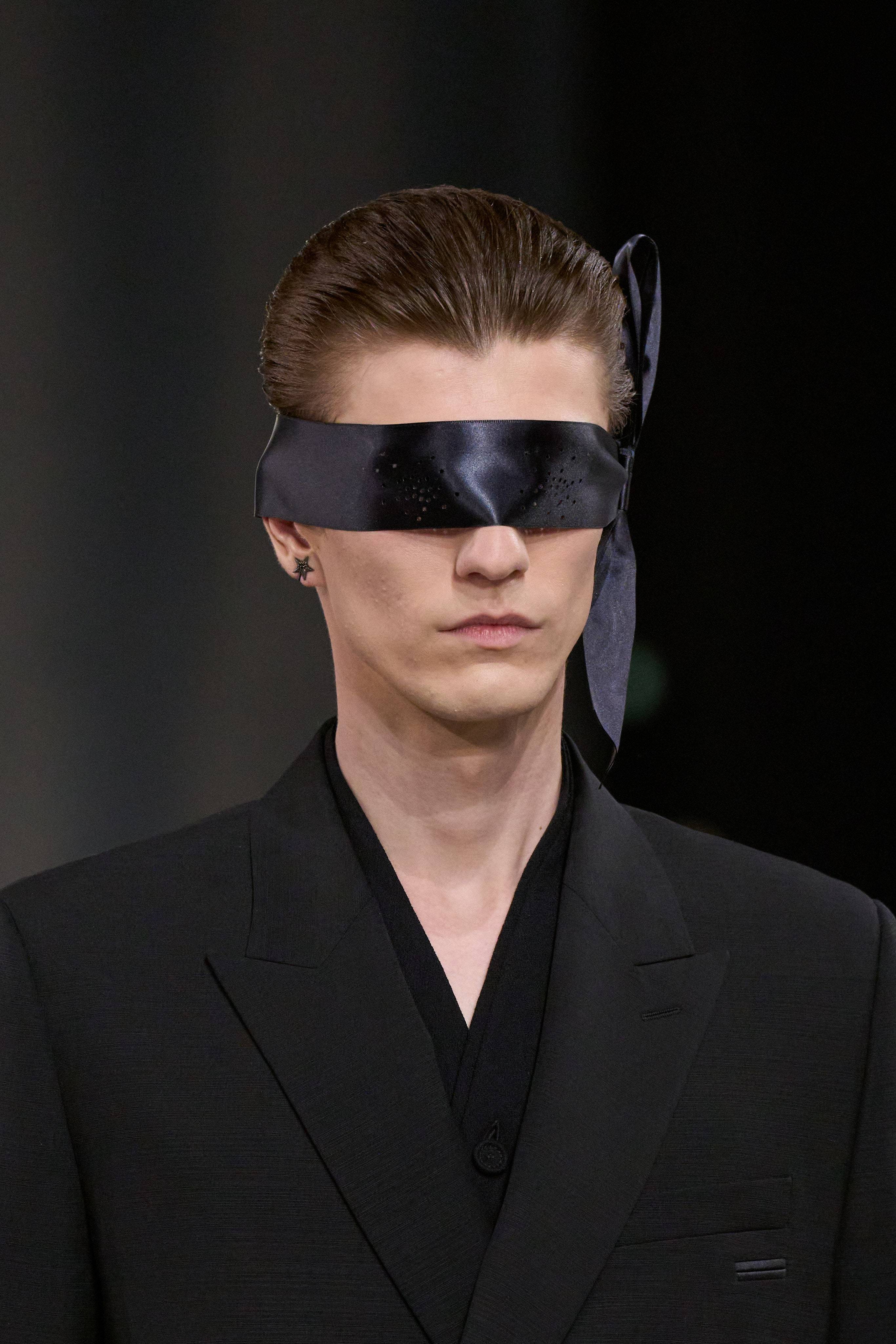 DIOR MEN 2025秋冬系列眼罩，优雅美丽！ 