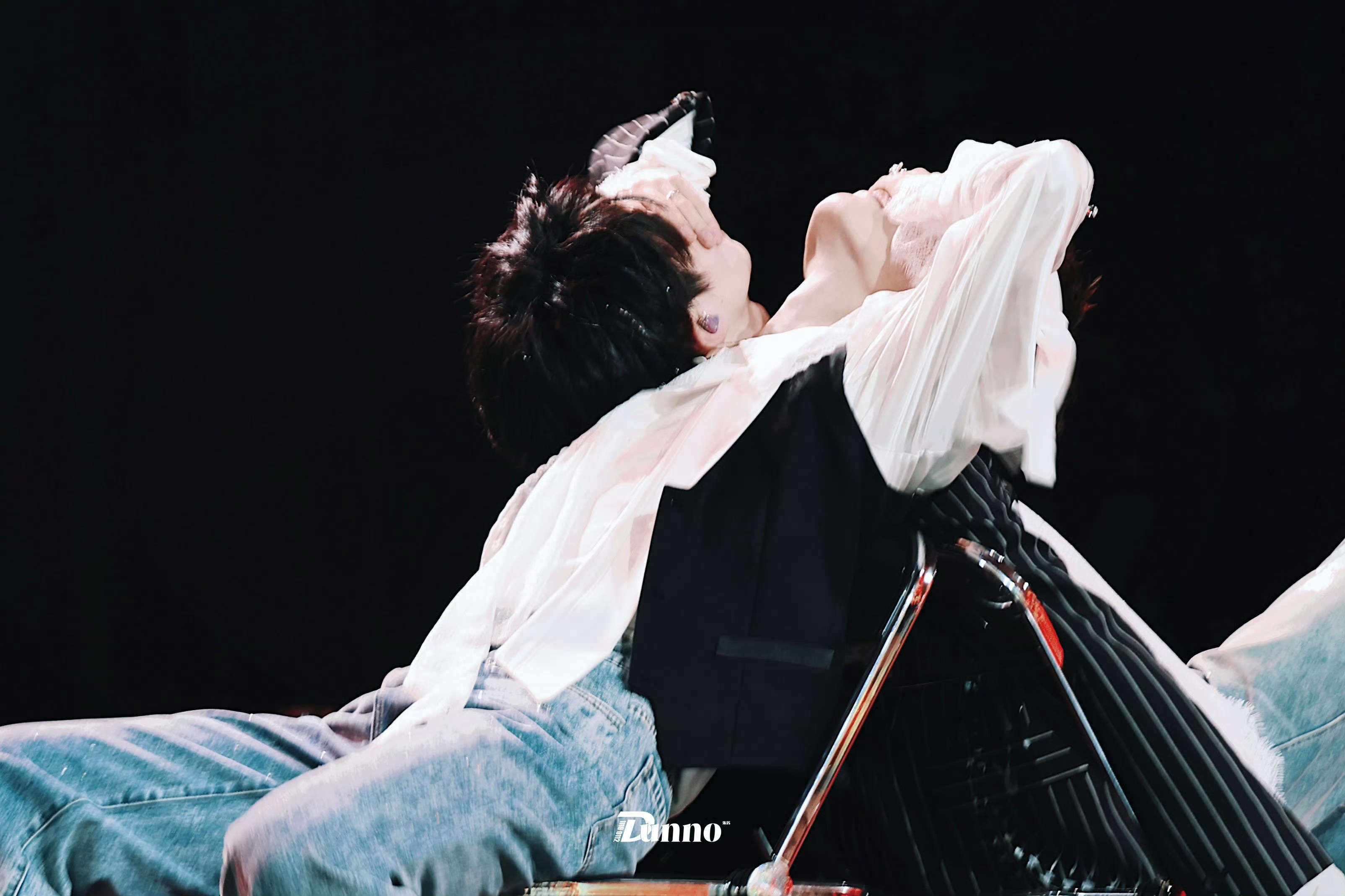 朱苏cp站姐唯爱战地玫瑰原来这些图都是这位站姐拍的！很有氛围感啊！ 