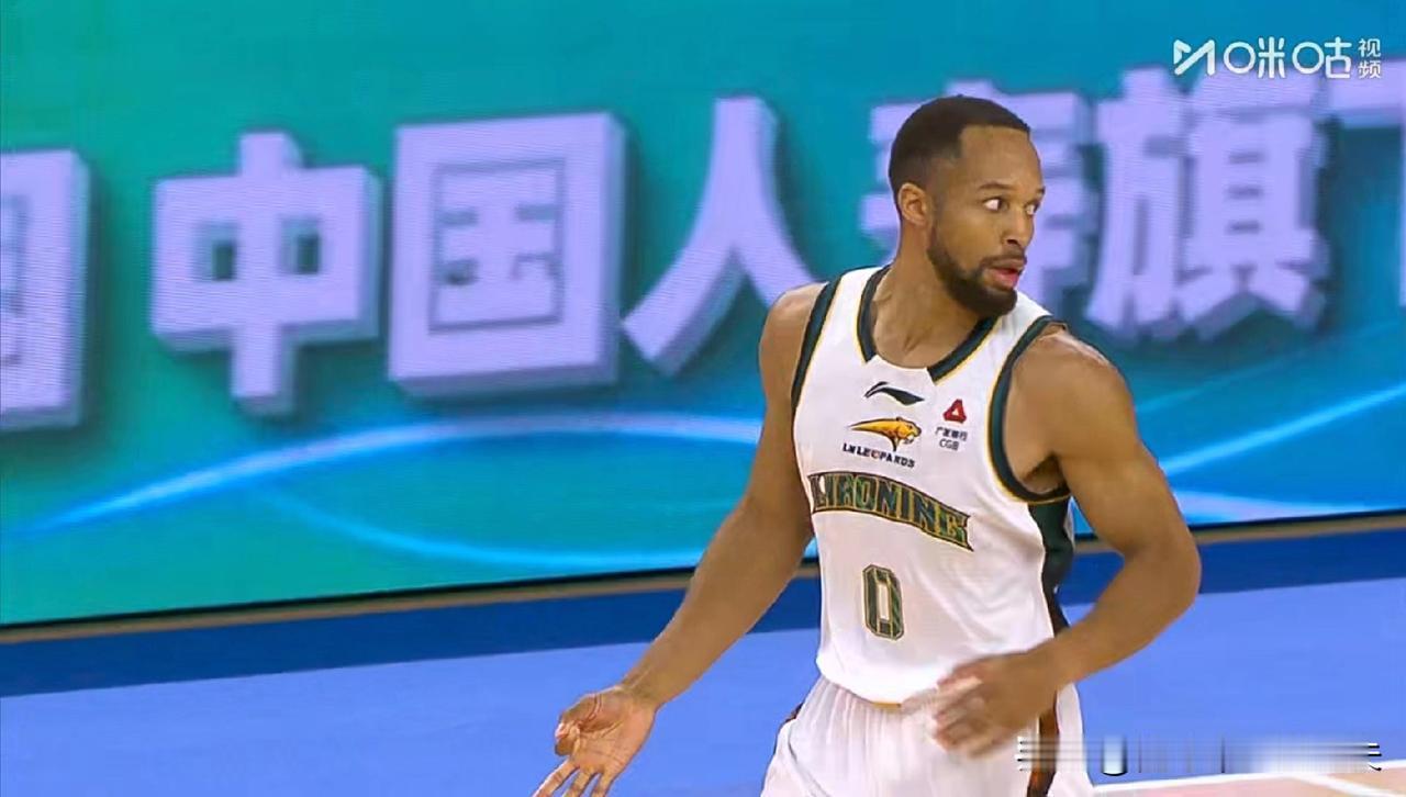 是金子总会发光！恭喜杨鸣，在cba俱乐部杯第二场，收获小外援布朗提前验货成功，赵