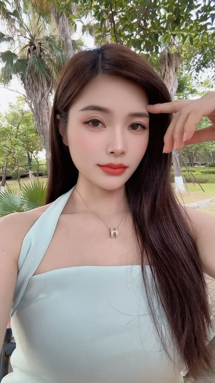 家人们直播被封三天，好掺🥴🥴🥴照常营业中，地址请看主页❤️❤️❤️