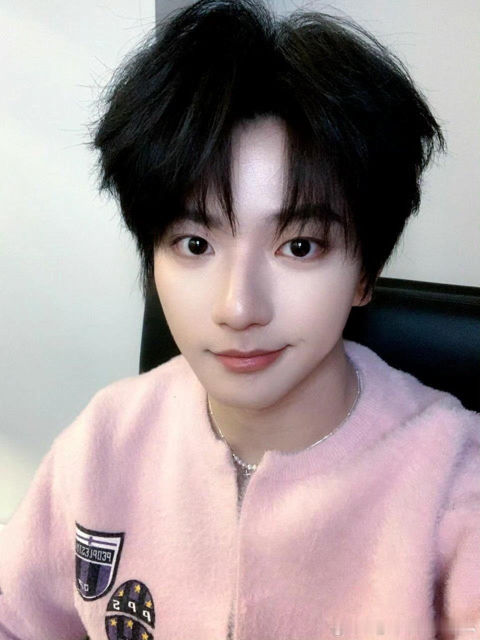 穆祉丞左中右自拍 左中右自拍 