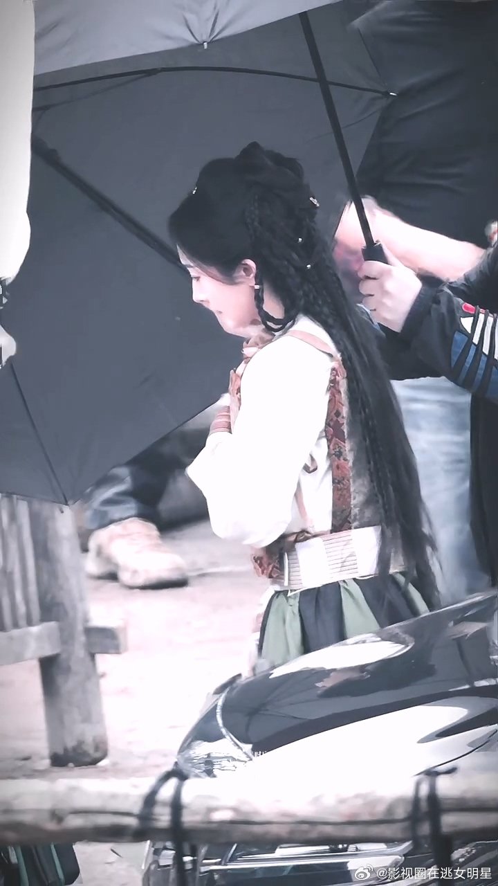 杨幂江山大同首个造型杨幂江山大同异域风造型路透杨幂《江山大同》的首个造型路透出来