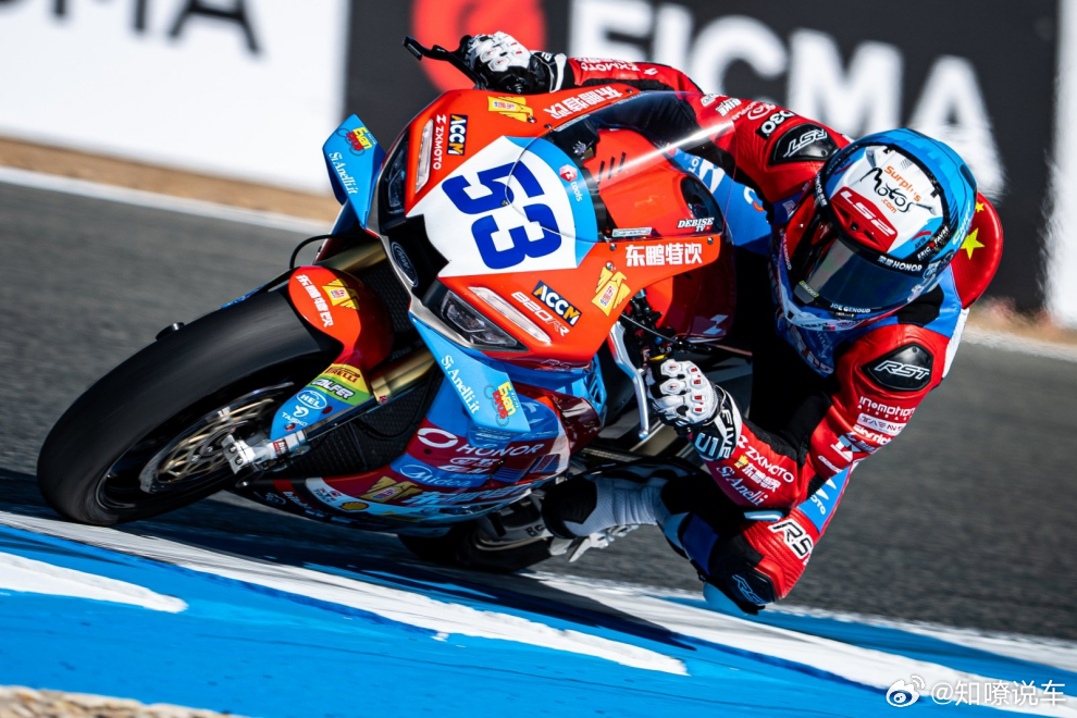 远超川崎/紧追杜卡迪，张雪机车首次参赛，WSBK年度第三名2026年10月18日