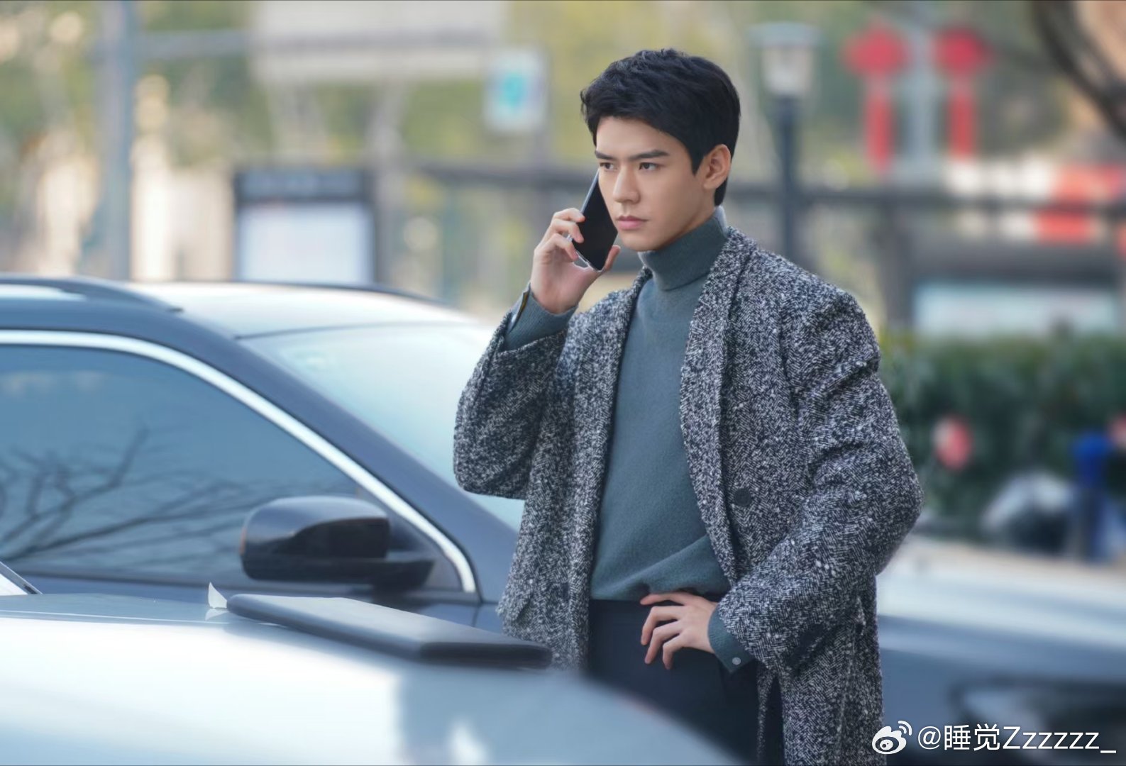 龚俊赔我瓜子钱今晚的瓜子钱龚俊给我报销一下看龚俊新剧直接嗑完一包瓜子，家事法庭也