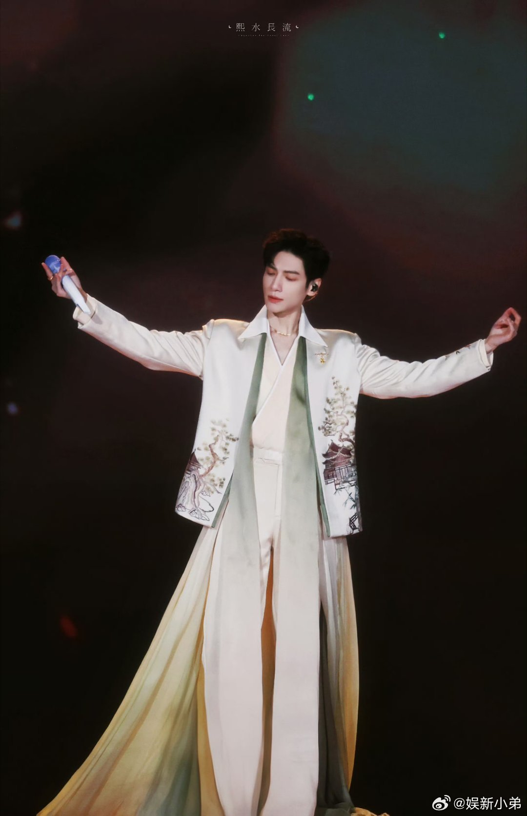 壁上观罗云熙翻唱的《壁上观》简直封神啦 