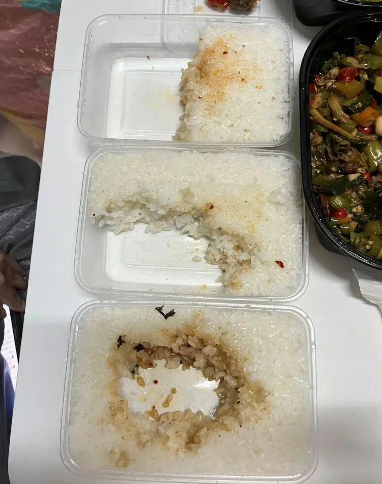 有人说男人最大的不幸：不是没钱，也不是没能力，更不是没魅力

而是娶了个尖酸刻薄