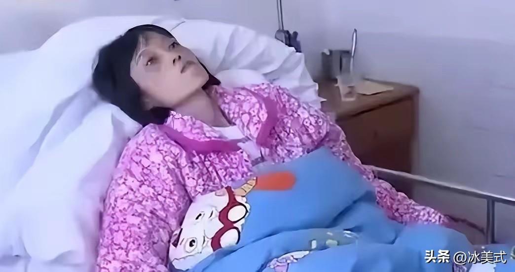 2016年，湖南一单亲妈妈身患癌症，临终前打算将11岁和8岁的儿子托付给亲戚，谁