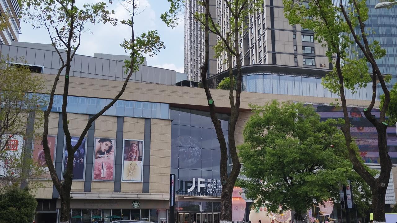 《你说：南京景枫KINGMO不够逛？我说：景枫二期已开建了且是江宁第一高楼》
 