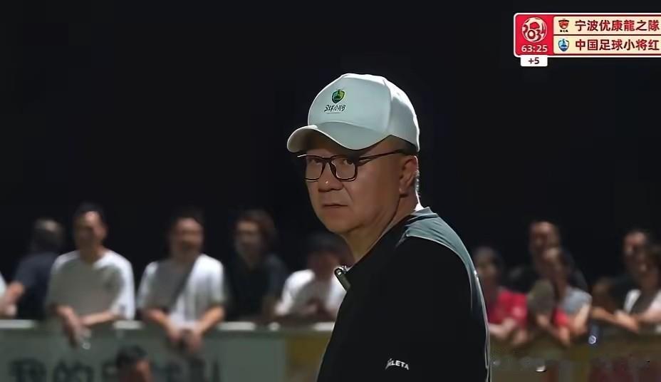 今晚中国足球小将红队迎来天王山之战，2034杯半决赛对手是实力十分强劲的泰国明星