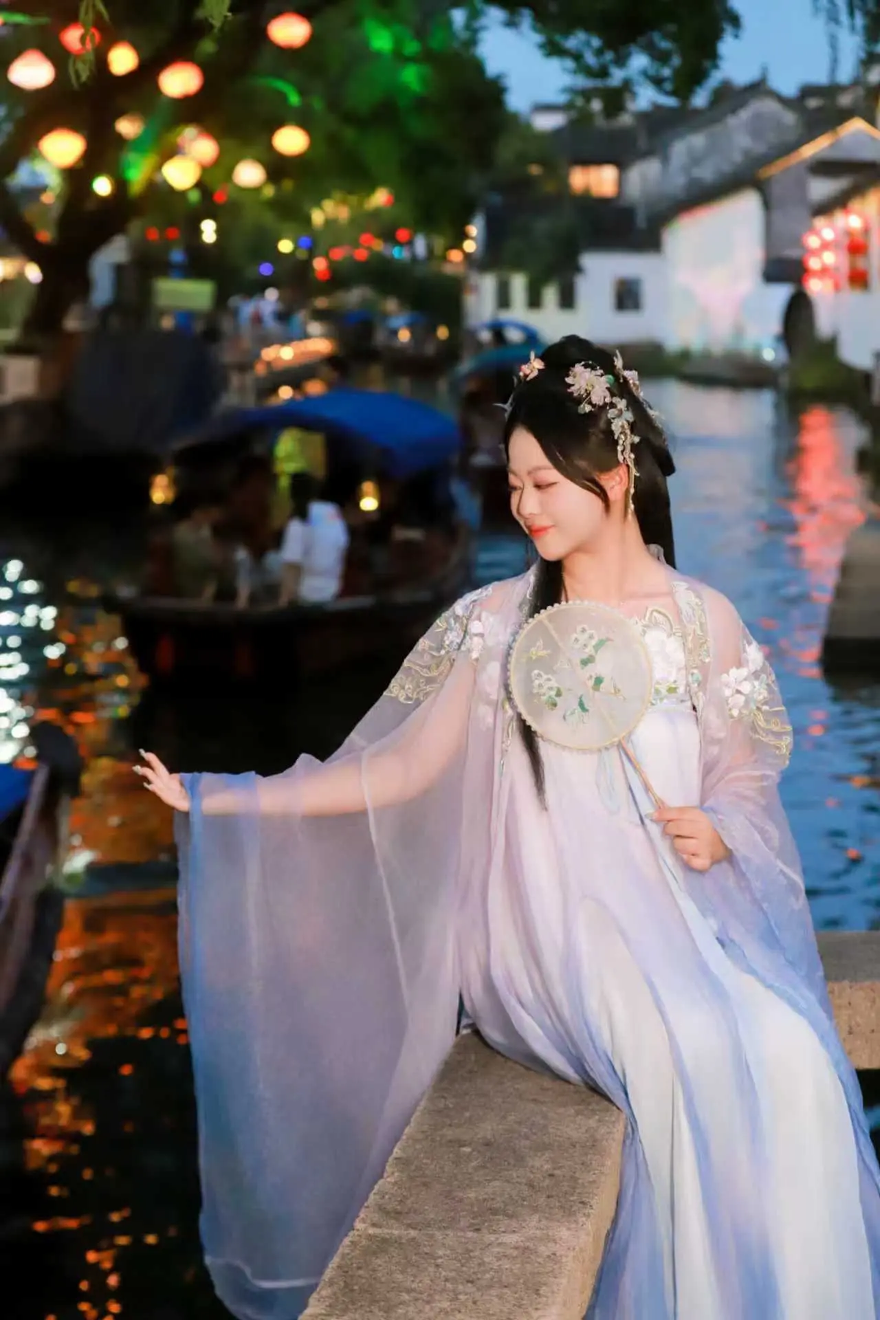 一朝入姑苏 满眼是江南