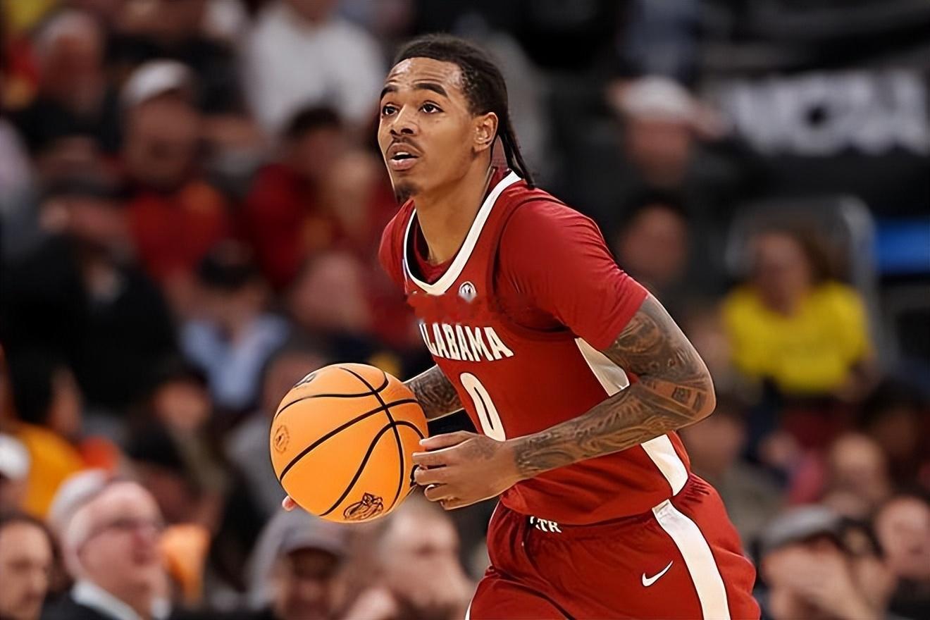 根据知名NBA记者Evan Sidery的消息，密尔沃基雄鹿已经为来自阿拉巴马大