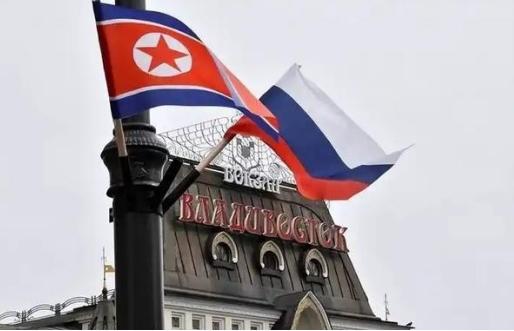 看看朝鲜的下场，就明白为什么我们不对俄罗斯提供军事援助了。在俄乌冲突中，一向与美