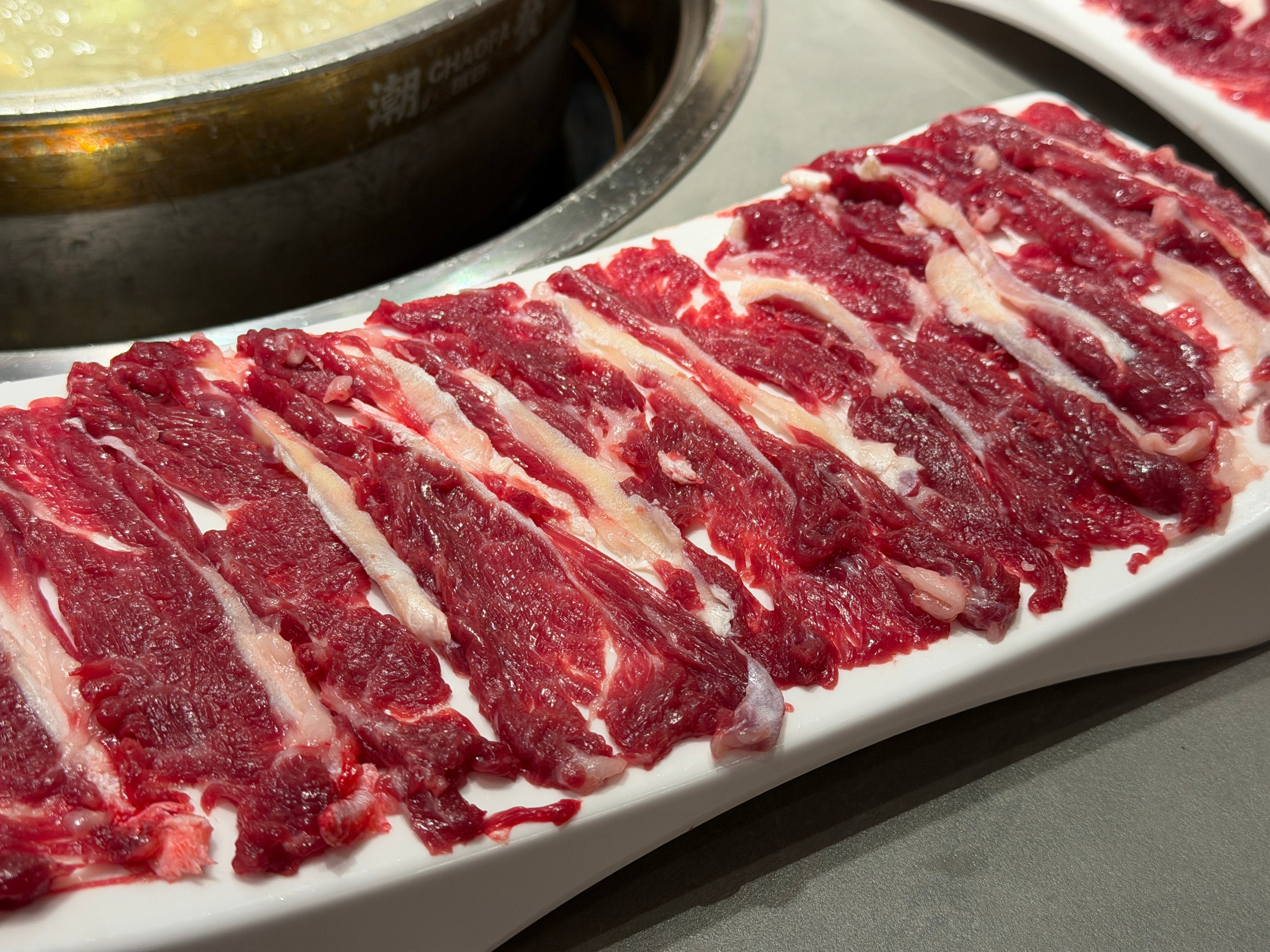 说来惭愧，还是第一次来潮发以前都是八合里、陈记顺和没想到居然还不错哎点了吊龙、三