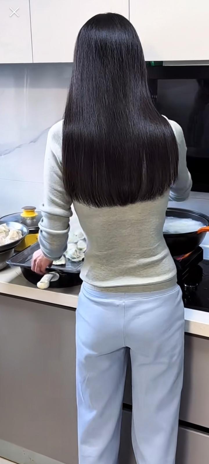 集卡领红包. 世界很大，人心很杂，能遇到一个真心待你、事事有回应、件件有着落的人