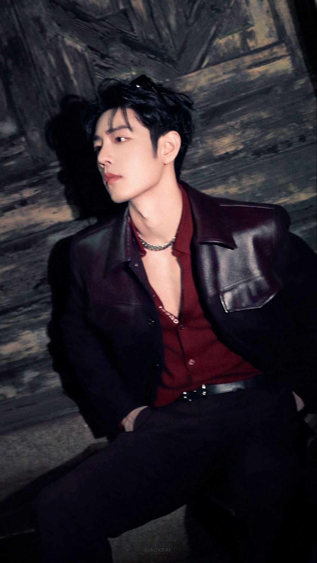 肖战基础穿搭穿出建模感肖战我见犹怜这股劲儿 肖战基础穿搭穿出建模感，咱就说基础款