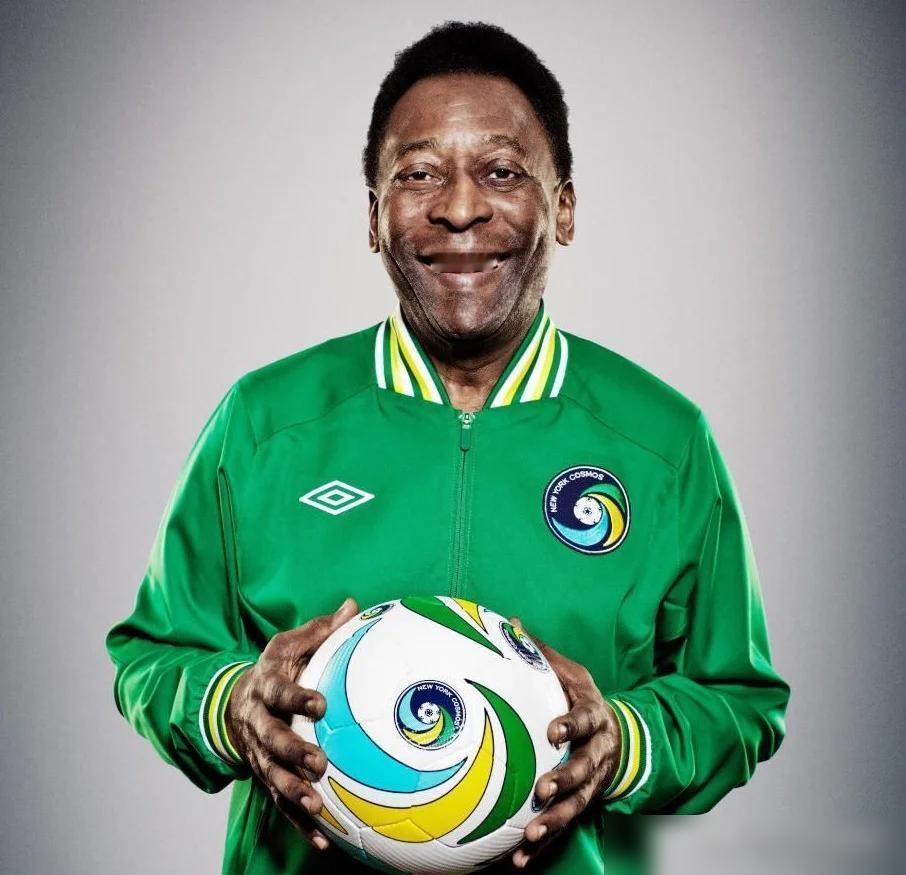 金球奖得主、巴西队史射手王，连历史前20都进不去？
刚出炉的足坛历史排名，直接